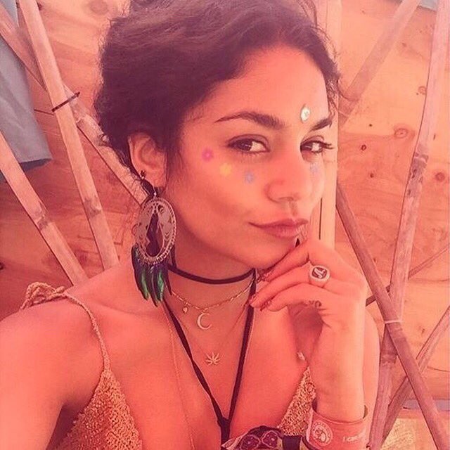 OWENYIKES's tweet photo. #wcw - UR LITERALLY 🔥🔥 im so fucking lucky to call u mine wow i love u https://t.co/ZL8hPh6PKF