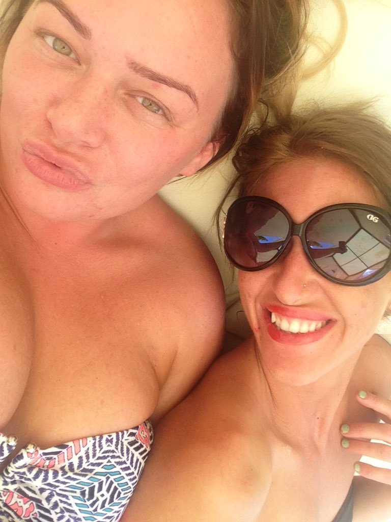 AshleyhHunter's tweet photo. Tenerife ☀️☀️ https://t.co/1cWkkVqflb