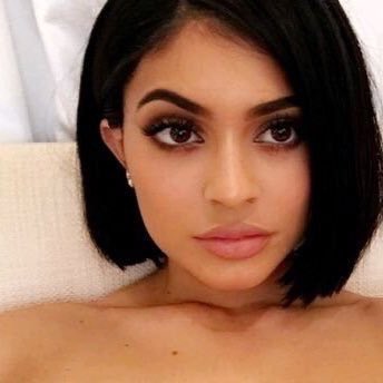 RTorFAVE10's tweet photo. RT for Nicola Peltz
LIKE for Kylie Jenner https://t.co/221bYfnvn2