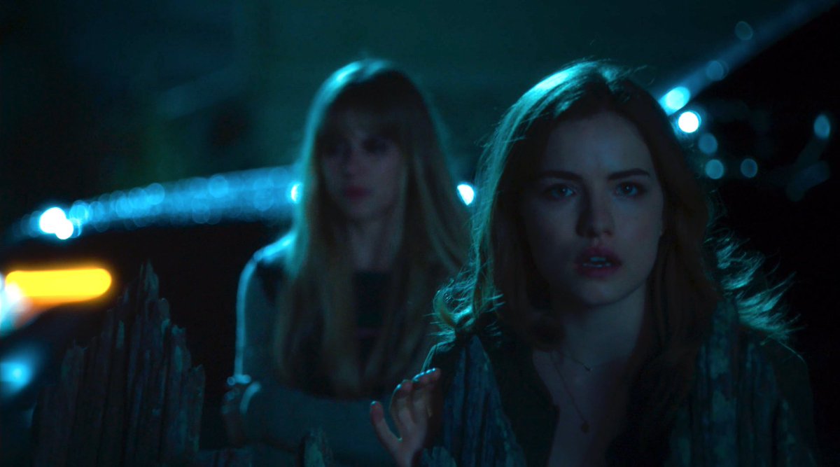 Willa Fitzgerald - Emma Duval Cj5KD3dUkAAnllM