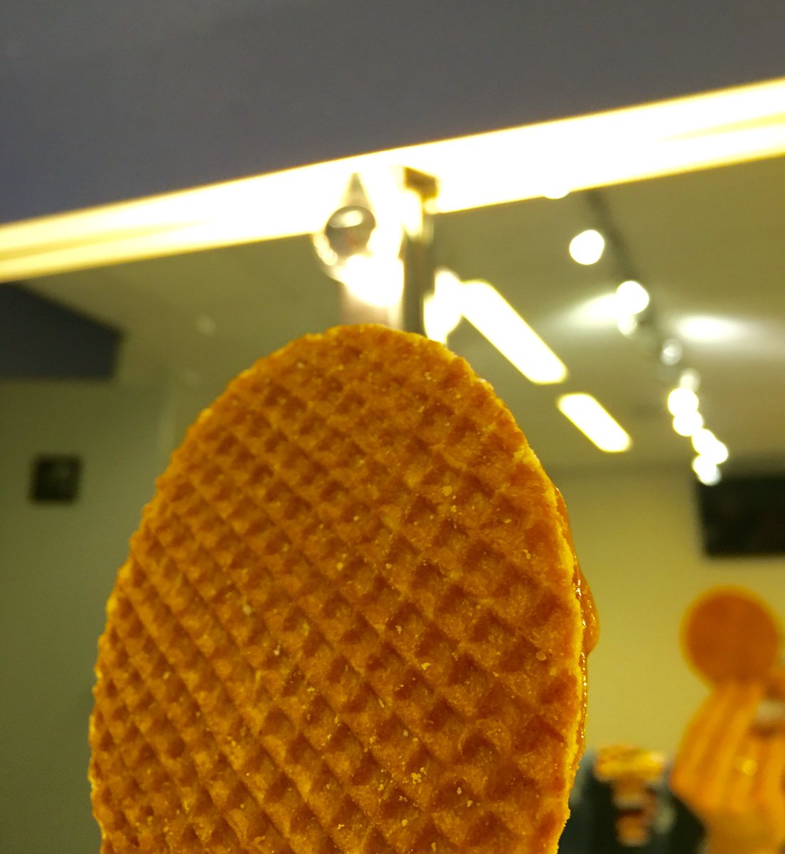 UsTheDuo's tweet photo. hi currently obsessed with these thanks holland https://t.co/HlOjzHgf2r