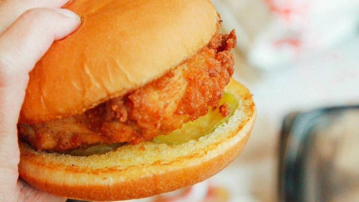 FOX59's tweet photo. Free Chick-fil-A sandwiches? It doesn’t get much better than that! #FOX59Morning https://t.co/16srSCdMeS https://t.co/HSvGJq20yQ