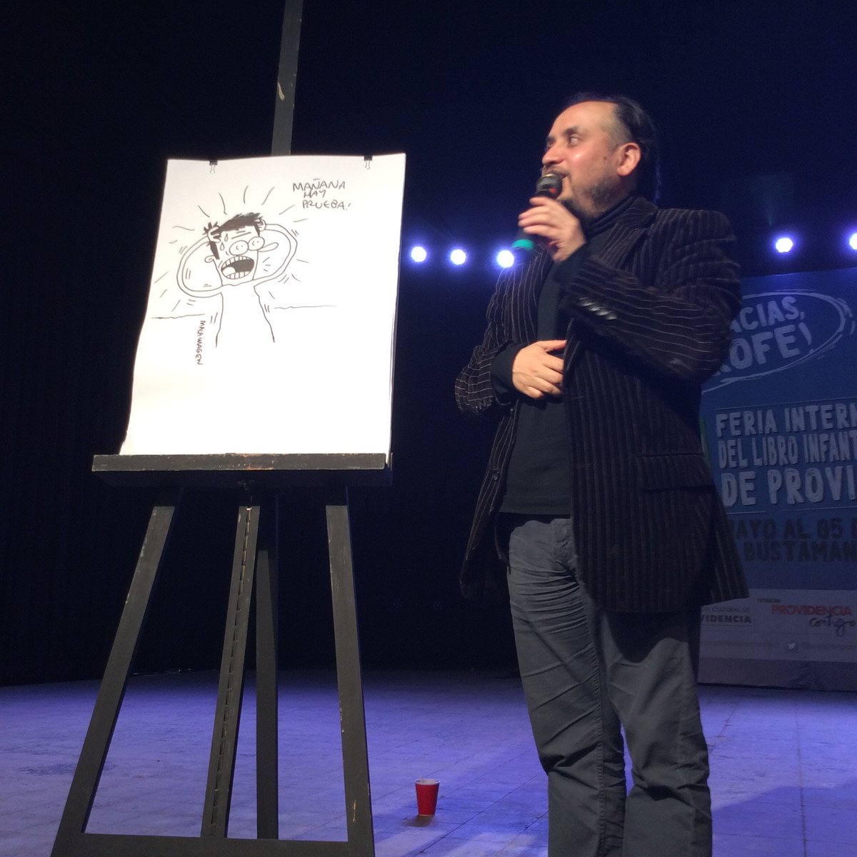 Ferialibroprovi's tweet photo. Aquí están las ilustraciones finales! @malaimagen @Gonzo_Martinez  #FILIJ2016 https://t.co/Fx0QaNhKu3
