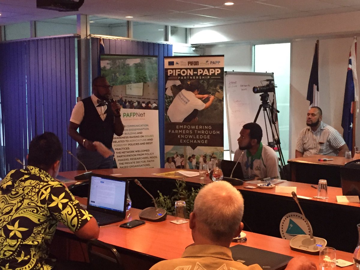 spc_live's tweet photo. Day 3 #PacAgKM wrkshp: Cross country sharing of great knowledge management ideas. #Intra_APP @CTAflash @samsonfare https://t.co/OzYRkknuZr