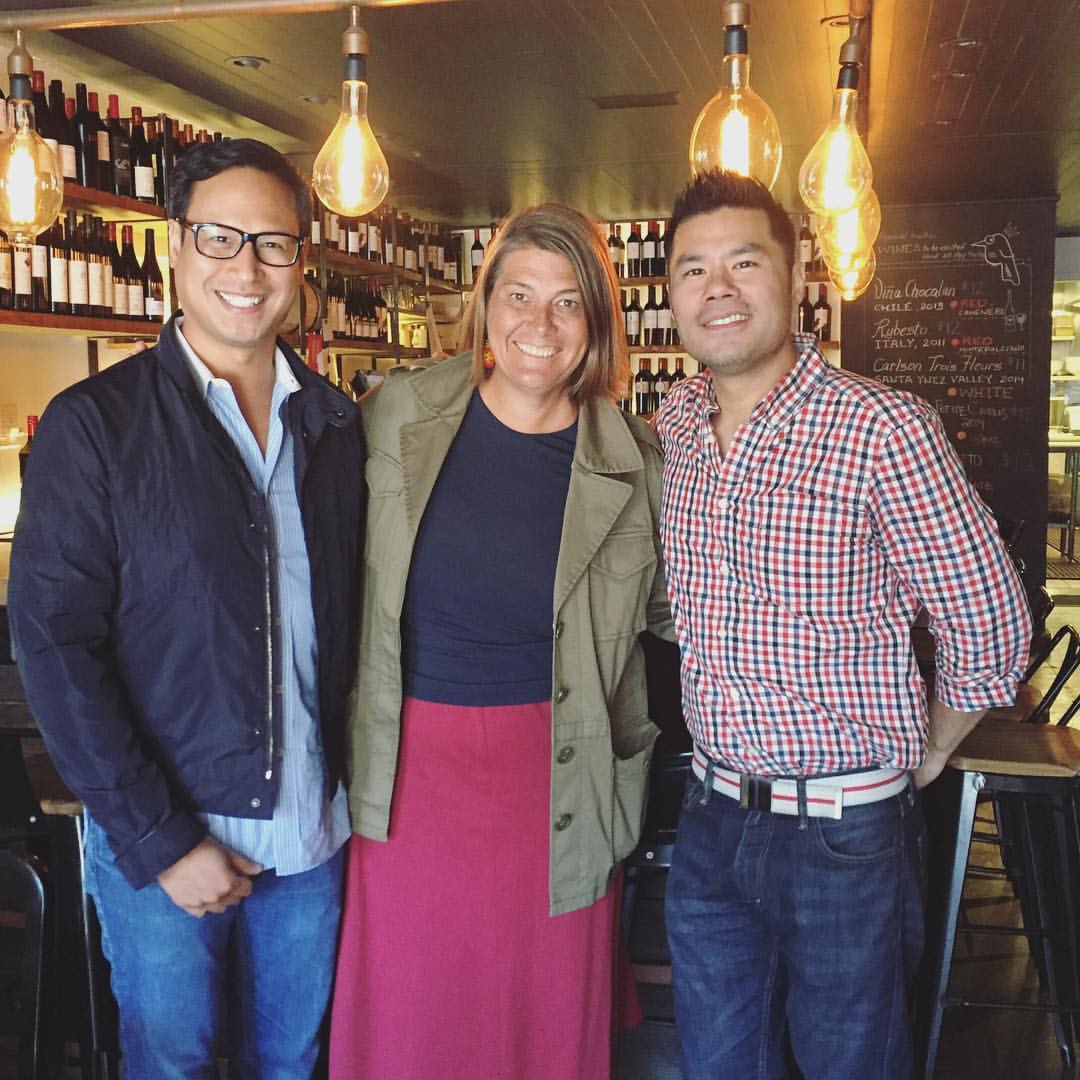 SBHadleyWilson's tweet photo. #FirstWritersClub: June 2016 w/ @tlecountmyers @eatthelove. #ChickLit #SciFi #Cookbook https://t.co/rt0cTUCgPW https://t.co/AD2vGBYhvG