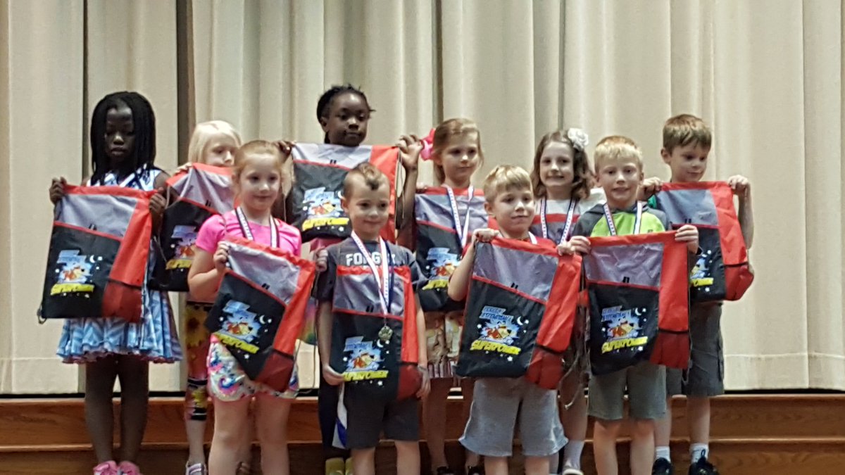 MrsTebbe's tweet photo. First grade 4th quarter and all year perfect attendance. https://t.co/lhcBpSMzcR