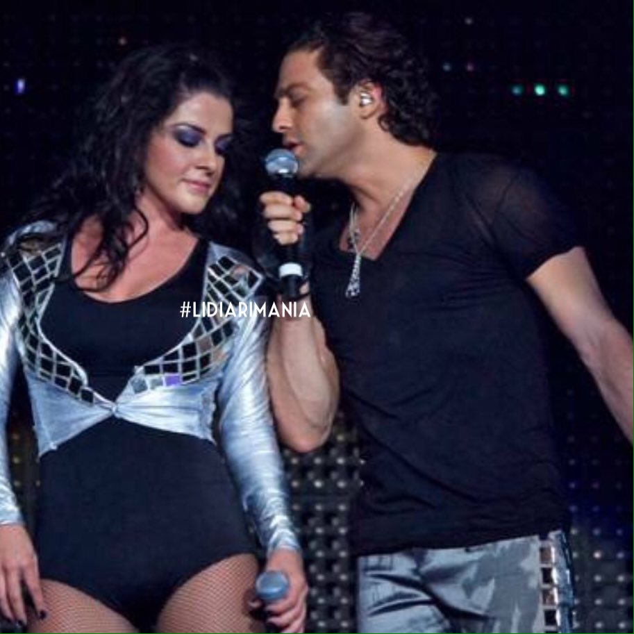 LidiariMania's tweet photo. 💙🎤💙 #Lidiari https://t.co/vX5XBj2GOP