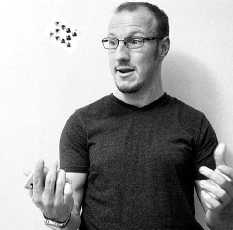 PaperAndSilver tweet picture