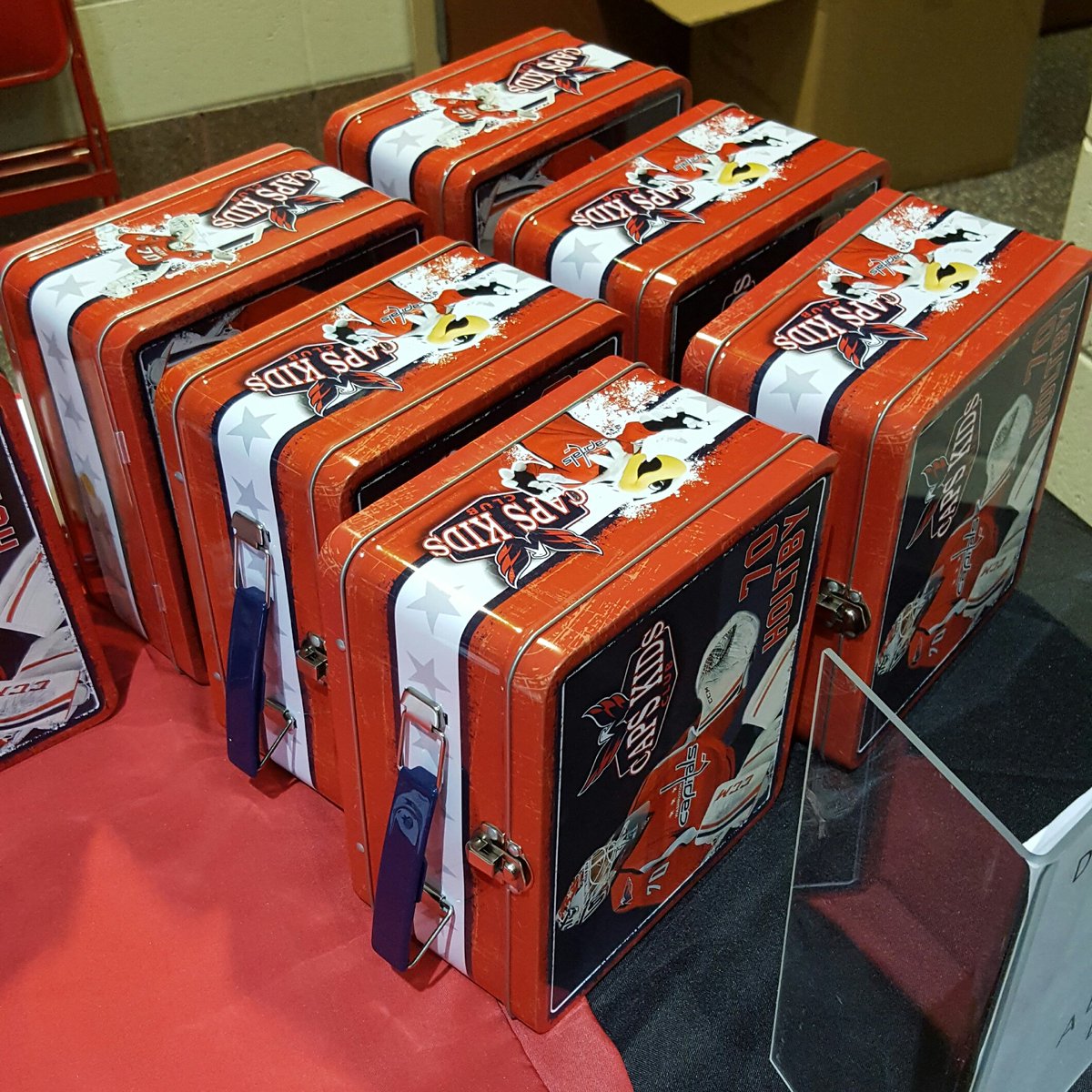 Capitals's tweet photo. At @TheHersheyBears game? Check out the #CapsKids Club table for cool gear! #CapsCare https://t.co/CGPJZQFp78