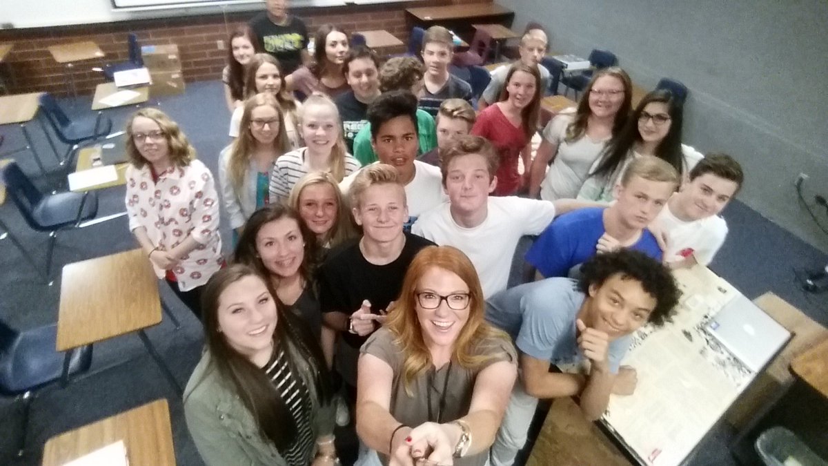 tstottevensen's tweet photo. Couldn't have ended the #teamstott era with a better crew! #bestfriends #classof2019 https://t.co/JDwaksHqdd