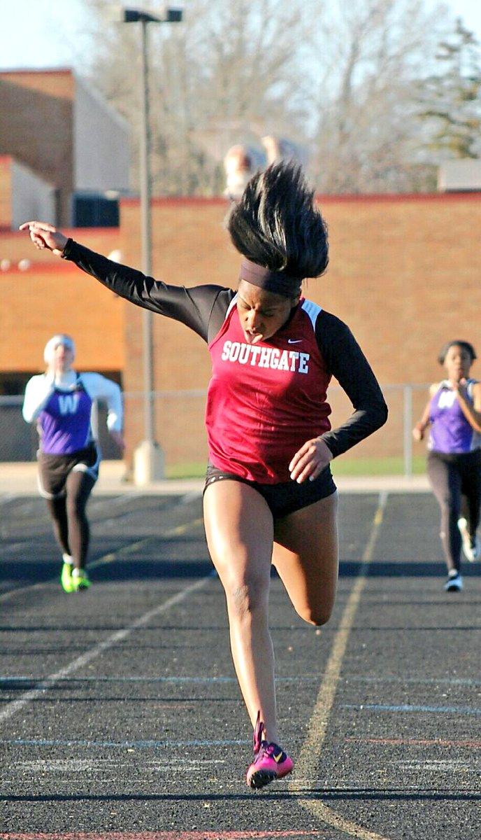 #HappyGlobalRunningDay  My Happiness, My run away , My safe haven   😭🏃🏽💨❤️