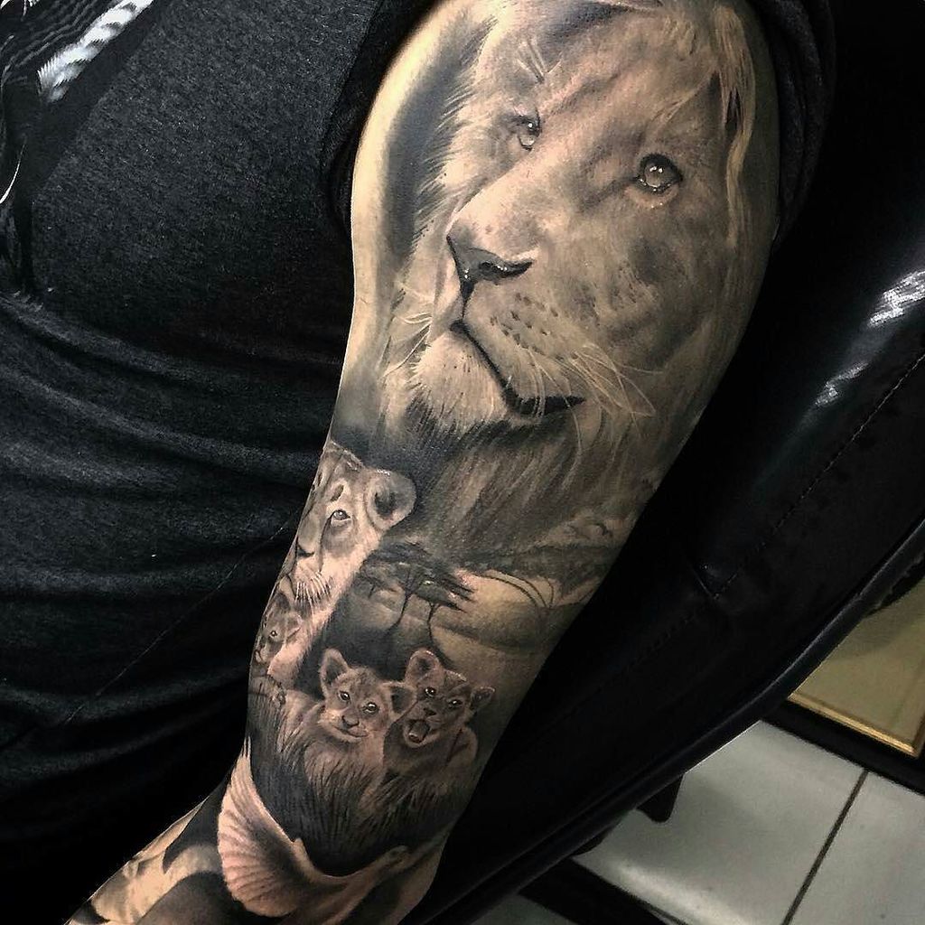 tattoodlifemag's tweet photo. @Regrann from @douglasprudente90 -  @julio_goncalves 
Trabalho feito com tintas @starbrite… https://t.co/DeTOeX5fkm https://t.co/0HOVT26Qef