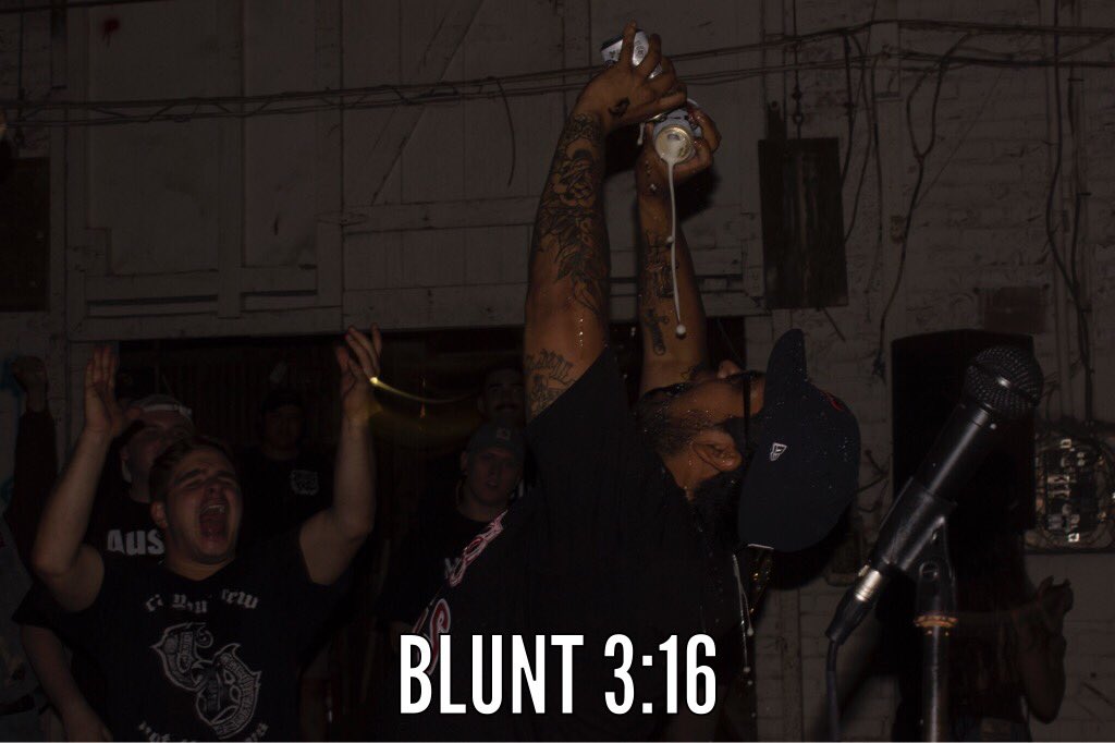 ¡BLUNT! tweet media