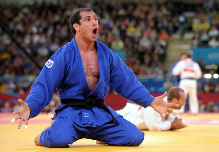 Primera parte de la entrevista Emmanuel Lucenti <a href="/EmmanuelLucenti/">Emmanuel Lucenti</a>,integrante de sel Arg Judo facebook.com/polideportivoa…