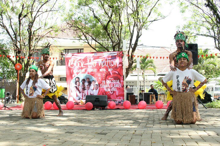 Bukuntukpapua Malang tweet media