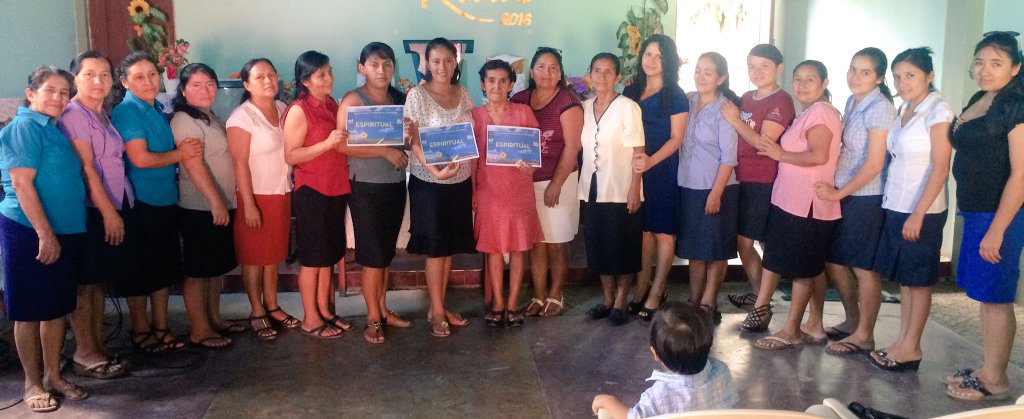 PrJCabrera's tweet photo. Damas del #DistritoRiojaEste #MNO se preparan para Sábado Misionero del Min. De la Mujer, visitaremos el Asilo https://t.co/HRLBF2k8F8