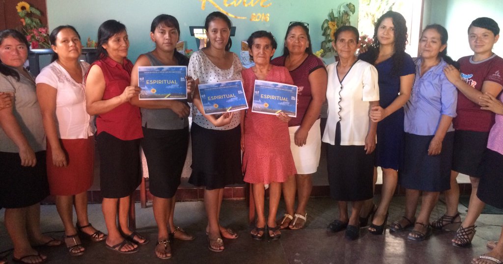 PrJCabrera's tweet photo. Damas del #DistritoRiojaEste #MNO se preparan para Sábado Misionero del Min. De la Mujer, visitaremos el Asilo https://t.co/HRLBF2k8F8