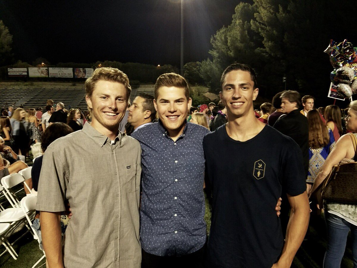 We clean up nice 💁🏼