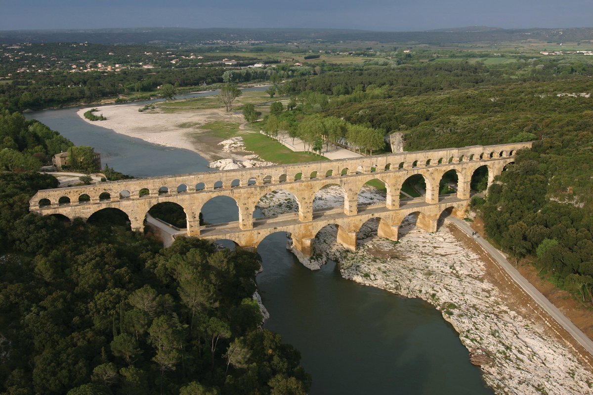 #CorinneTouzet sera l'invitée de @natschraen les 13 & 14/06 sur la #ViaDomitia @RoutesMythiques #SLRM #TerroirsProd