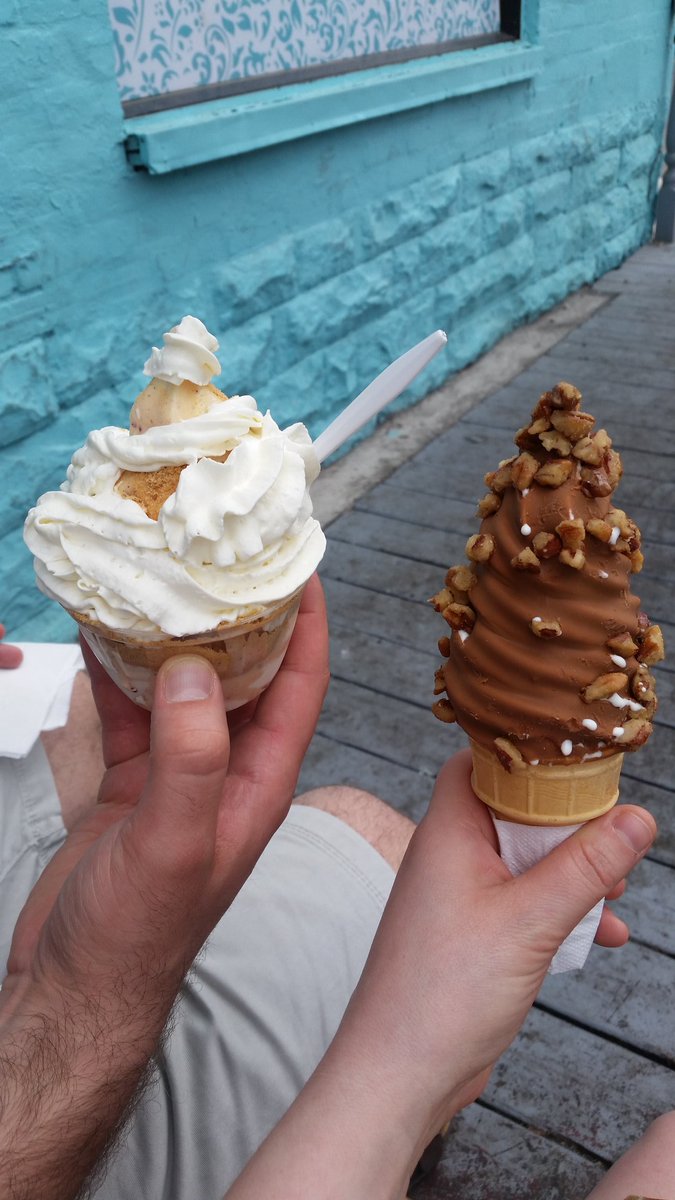 colleenmerlin's tweet photo. Hey Halifax, when are you going to jump on the dipped soft serve trend? One of these would be lovely right now. https://t.co/AAgl9krH1J