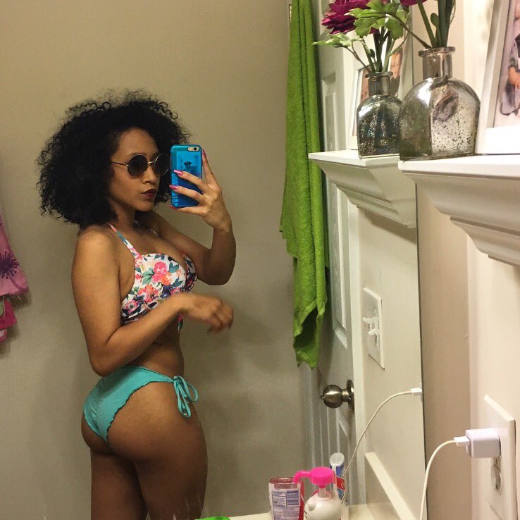 sierrasj_'s tweet photo. you'll probably find someone but you'll never find another 😘 https://t.co/jaXzUIa4hs
