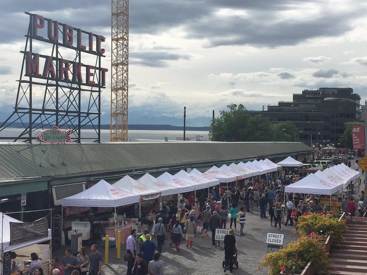 Pike Place Market tweet media