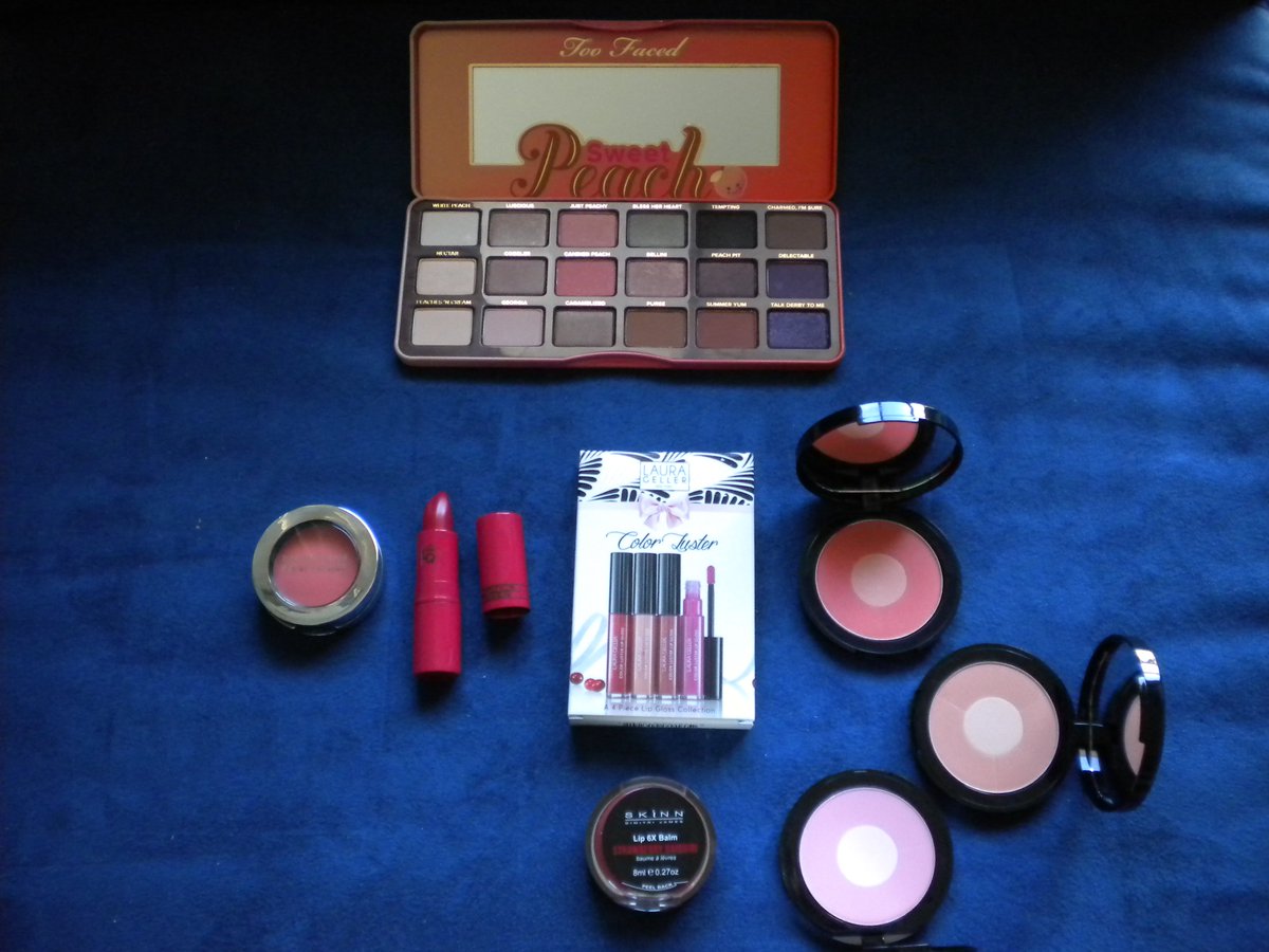 tlmacri's tweet photo. Newest hauls from @MeccaCosmetica + @tvsn. #gotmakeup https://t.co/8hCj3vRsBA