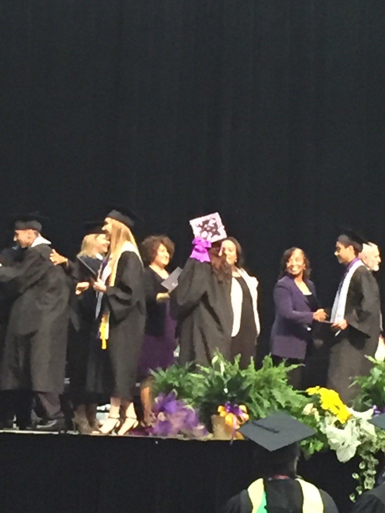 EvermanISD's tweet image. Graduation 2016 #EHS2016