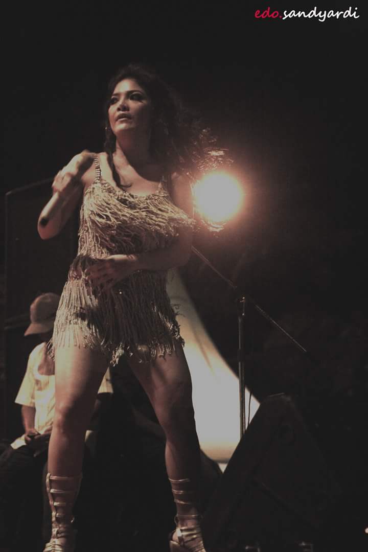 Sir gobang gosir.. selamat pagi kakak <a href="/irmadarmawangsa/">Irma Darmawangsa-IDW</a> 😂