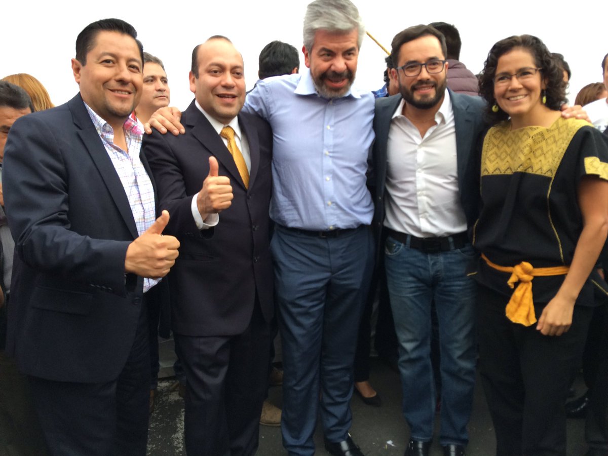 FNS_CDMX's tweet image. El PRD es el único q trae propuesta y la gente lo sabe: Raúl Flores #PoderChilango , en el cierre de campaña PRD MH