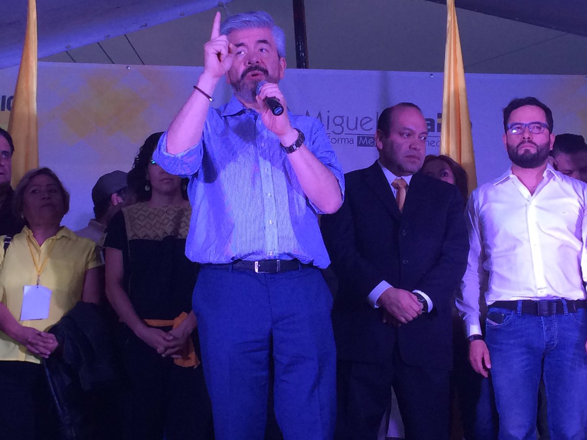 FNS_CDMX's tweet image. El PRD es el único q trae propuesta y la gente lo sabe: Raúl Flores #PoderChilango , en el cierre de campaña PRD MH