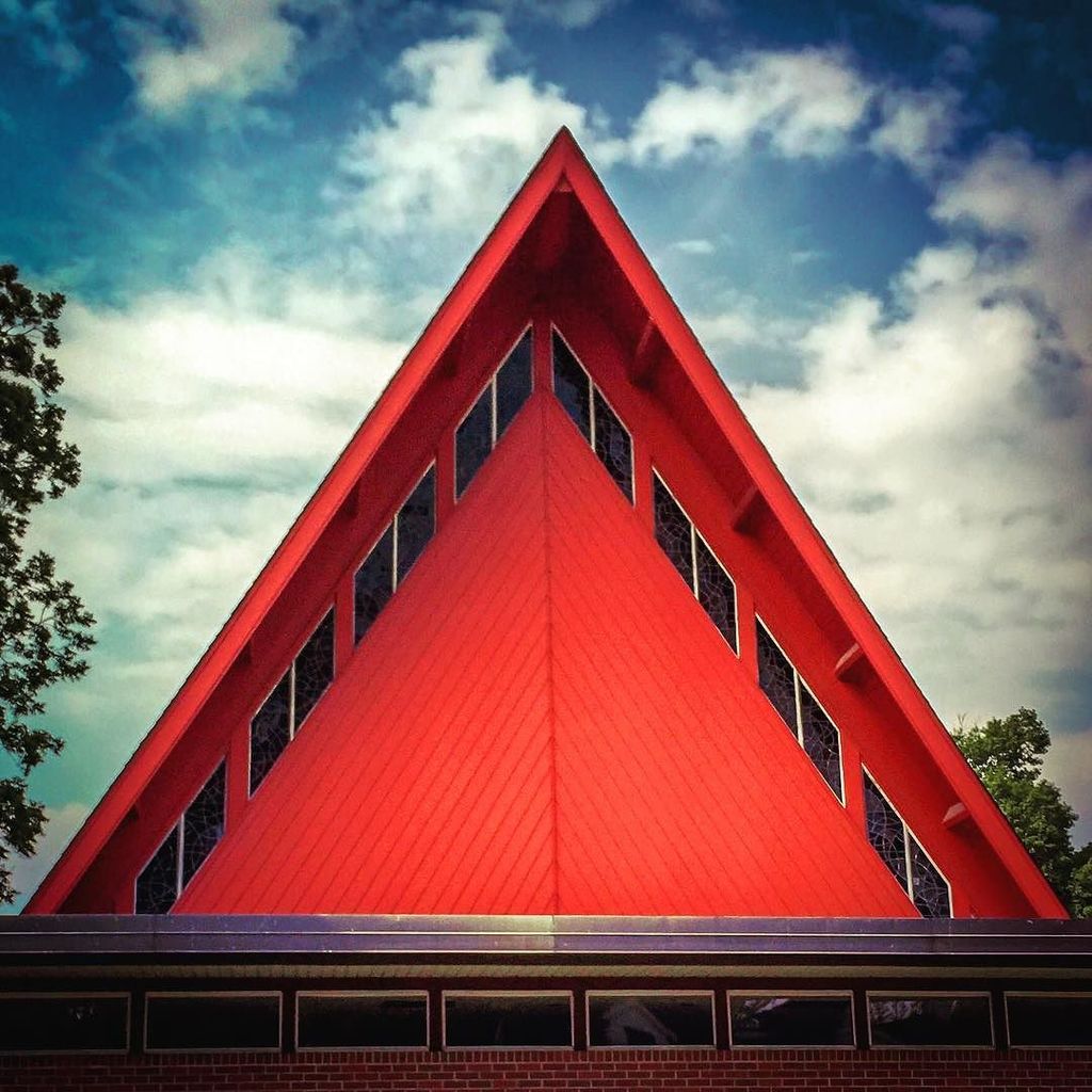 alexisfleisig's tweet photo. First United Methodist Church #architektur #archiporn #archidaily #ArchiFinds #archi_award… https://t.co/3AK9GfgSzc https://t.co/7QCnWPmDm5