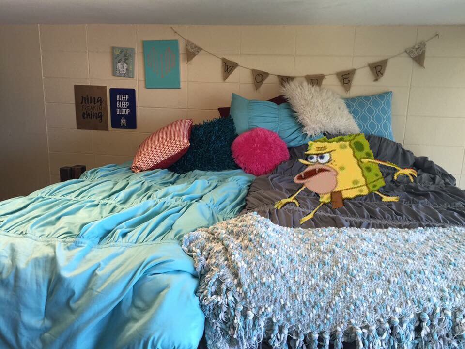 room820thingz's tweet photo. when the RAs say you have to put your furniture back in its original spot before move out https://t.co/xBQwFLfm8Y