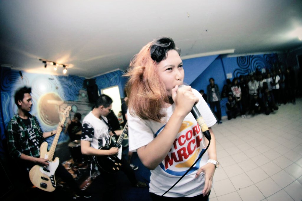 Tiara Cilik tweet media