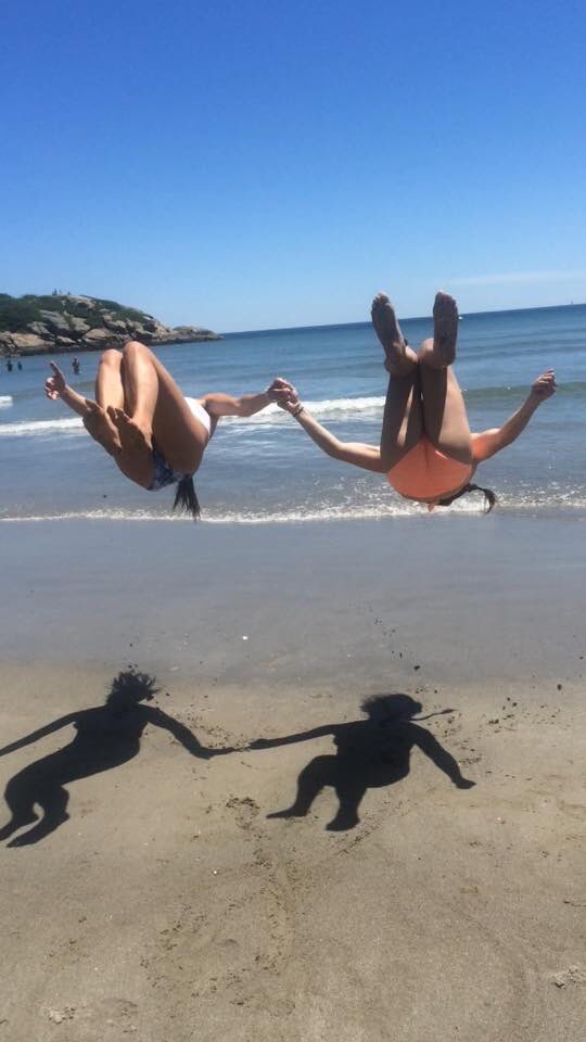 _azizzle's tweet photo. Happy birthday to my best friend and my women crush ❤️ #candyv #summertime #wcw https://t.co/dhjxdA7MvS