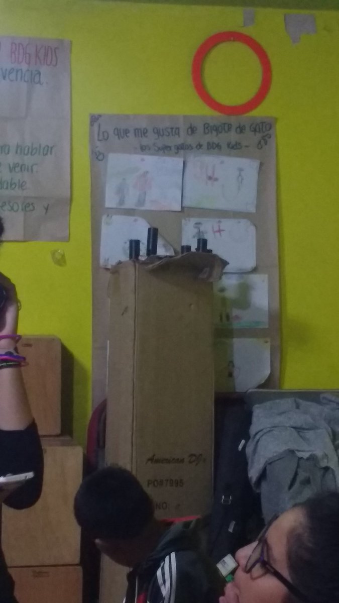 indiependizando's tweet photo. Un poco de lo que es los interiores y materiales de #Bigotedegato #circo #arte #indiependizando https://t.co/fKJDKx8whp