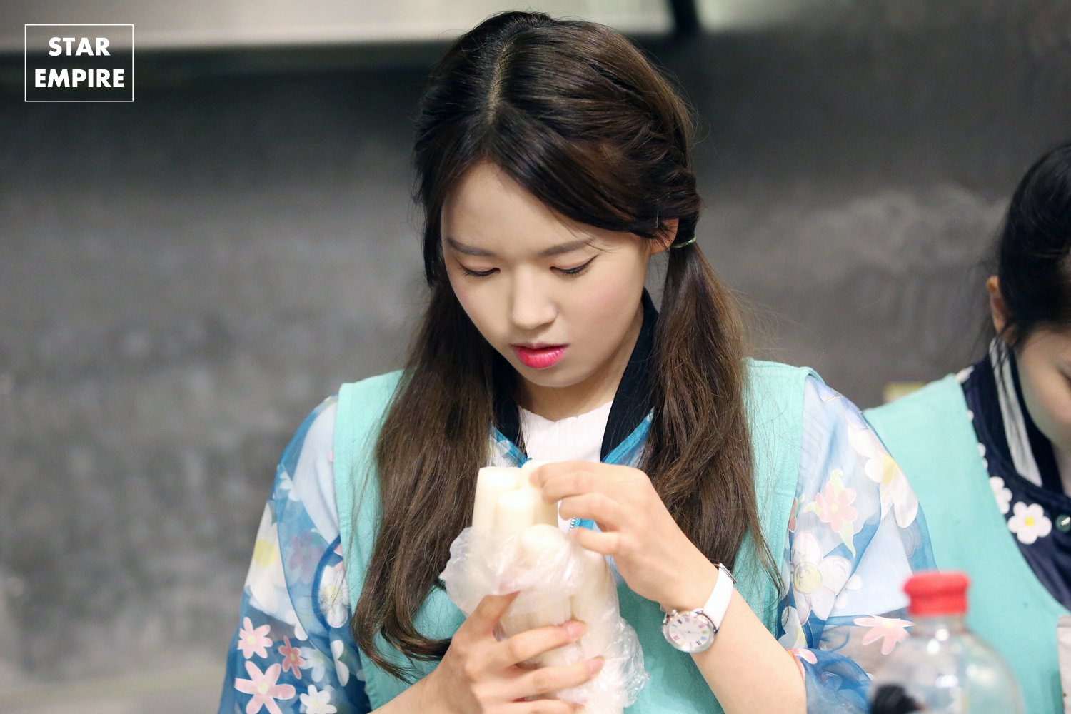 Cj6hWZ2UkAAThGa.jpg:orig