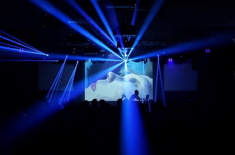 MUTEK_Montreal's tweet image. NOCTURNE 1
AISHA DEVI'S Of Matter and Spirit live. Stunning visuals bu Emile Barret. #mutek2016