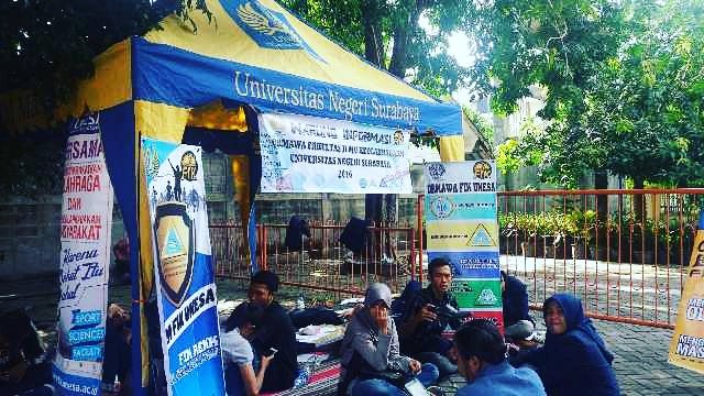 Hallo maba FIK unesa 2016 jangan lupa ke warung informasi kita ya <a href="/mahasiswa_unesa/">mahasiswaunesa</a> <a href="/UnesaSurabaya/">UNESA Surabaya</a>