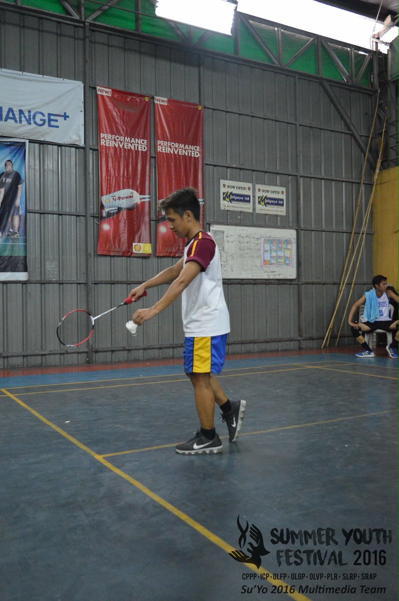 cydeeer's tweet photo. Feeling pro 😂 haha.
#badminton❤️
#suyo2016 https://t.co/3uI1yVwjd3
