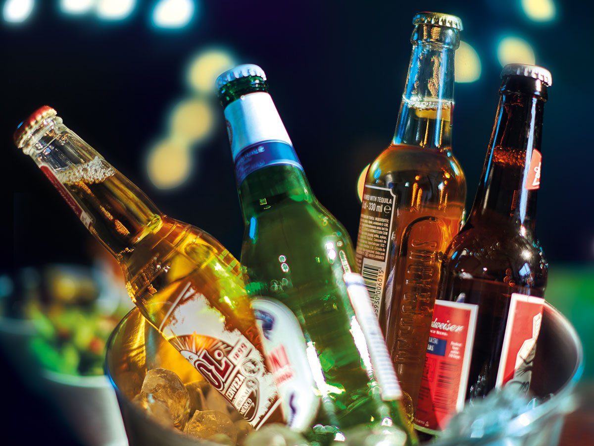 Like to watch #UFC, Why not join us at Grosvenor Casino on 4th June, Big screen, drink offers &amp; the best atmosphere!