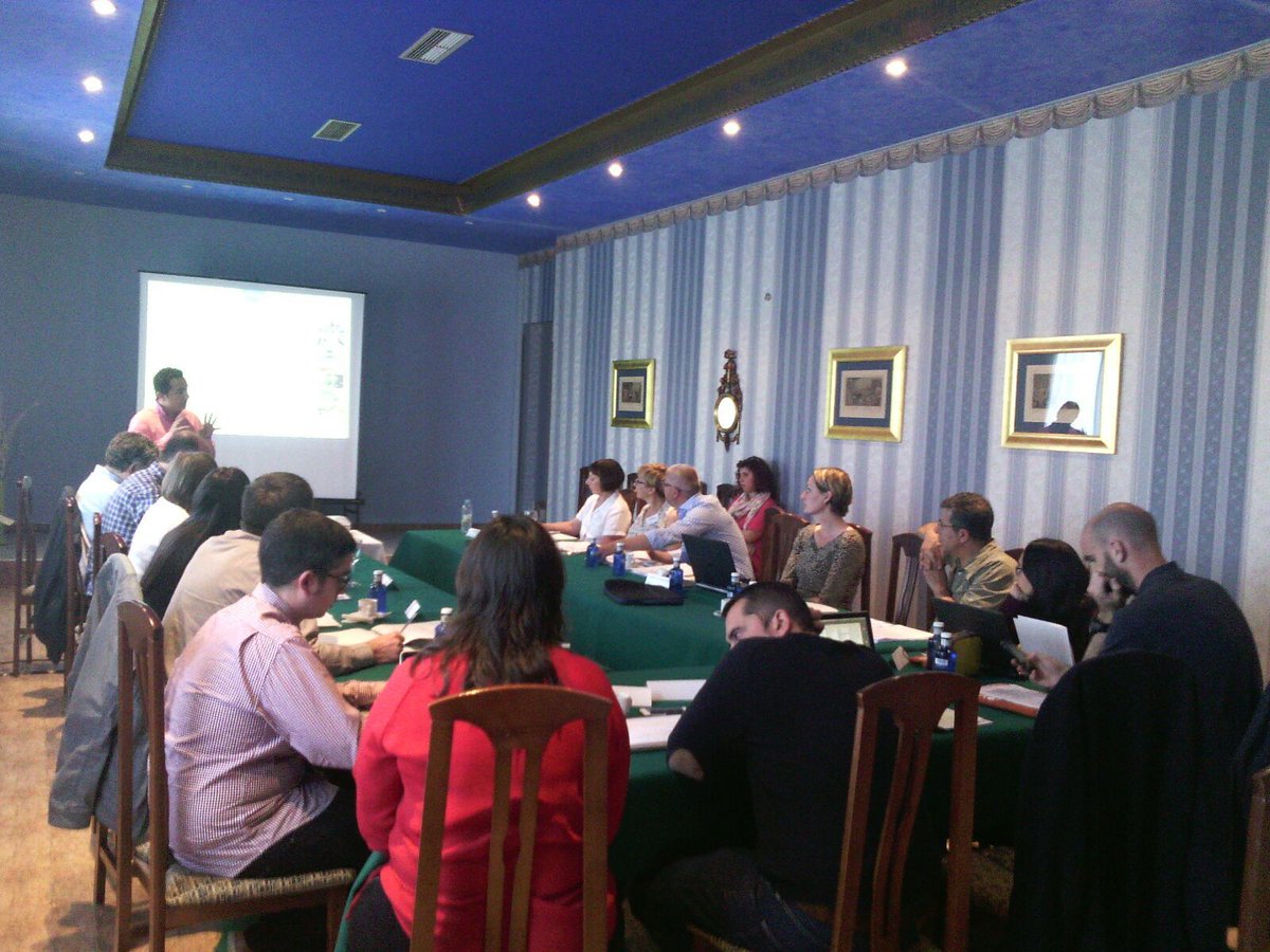 fintras's tweet photo. Preparando #H2020 #ruralpath Asistencia mediante #TIC a #mayores y personas con #demencia en entornos rurales https://t.co/rkRvIsTUFG