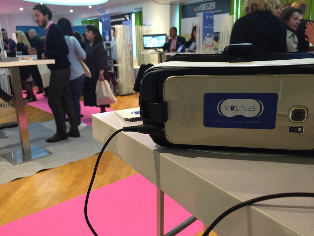 vrlines's tweet photo. We're at the #mobileday of @dentsuaegisFR today! People having a blast playing #Baskhead https://t.co/Uyzoaa59Bz