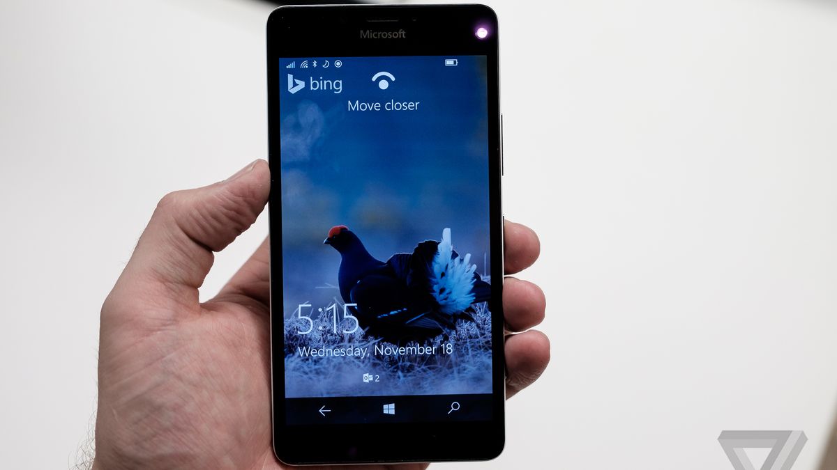 Windows 10 testers can now sync Windows phone notifications to PCs