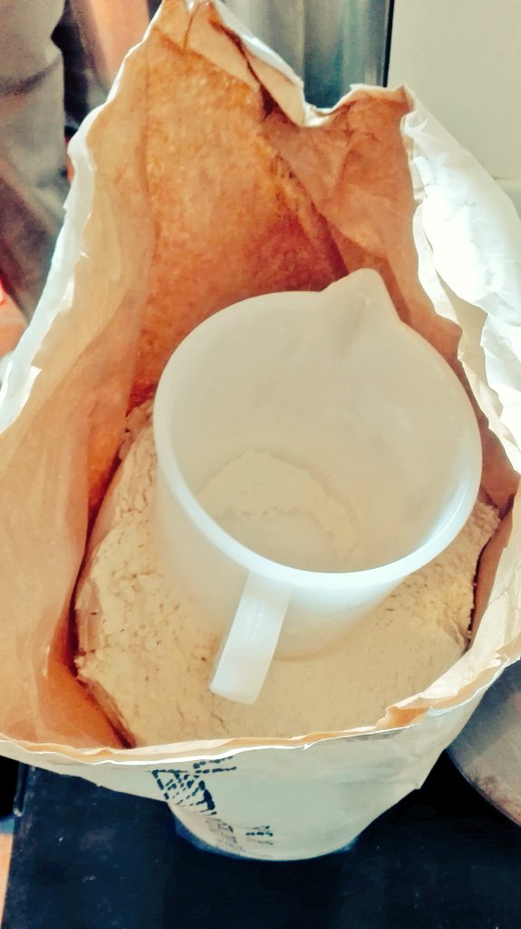 Gabri_Schiavone's tweet image. @MUBA_Milano #OSF #BreadAddicted for #PeaceAddicted