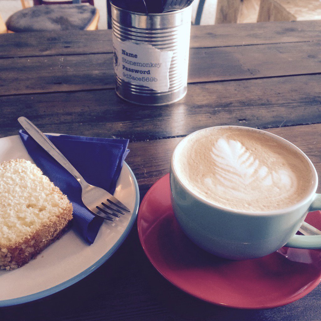 ElysiumFields10's tweet photo. #penultimate day to #move so  #Chillax StoneMonkeyYoga Cafe @MeenaSrinivasa5 @6state @vgliatti @petravdhulst 😘🌸TCare https://t.co/ZSDhUpt3Pl