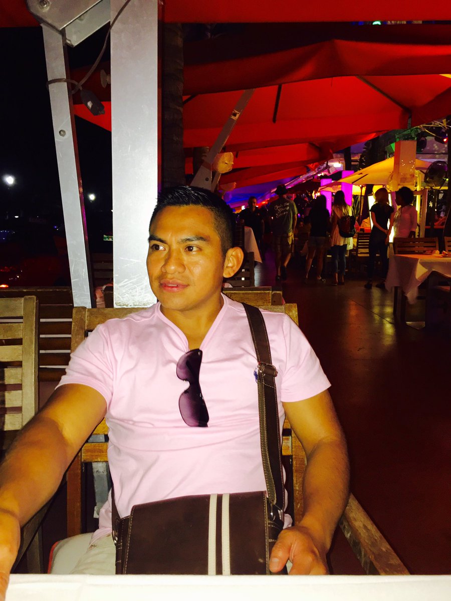 Rene Gabriel (@19jayme) on Twitter photo 