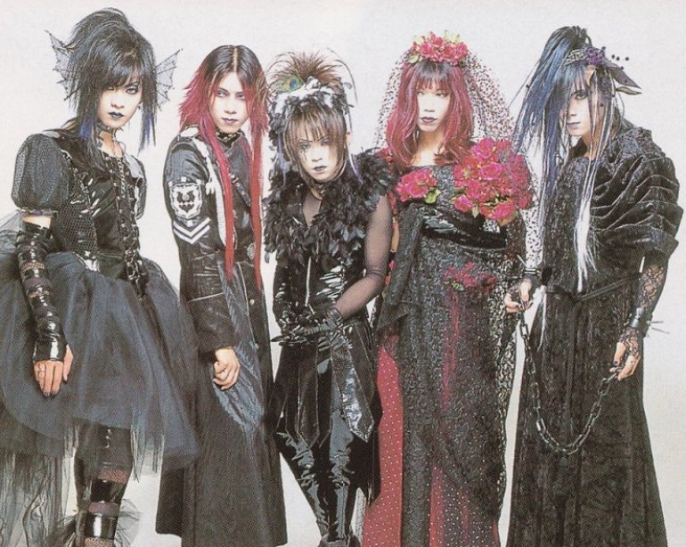 私このToshiyaめっちゃ好きなの😭 半魚衣装、とても可愛いよ！！！