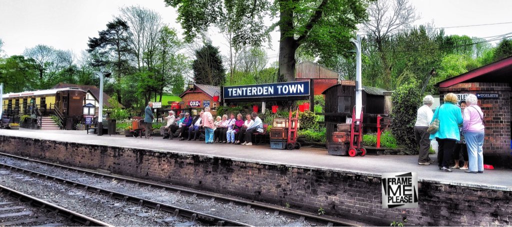 TonyBaldwin5's tweet image. #ThursdayThoughts Pensioners Treat @kesroperating Tenterden Town #YouTubehttps://youtu.be/nxggYmtZ4R0 USA Tank