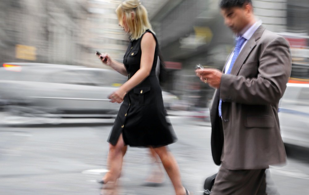 DigitalTrends's tweet photo. Australia installing pavement traffic lights to alert distracted mobile addicts https://t.co/Vil8wOTfYZ https://t.co/tICenSUpTj